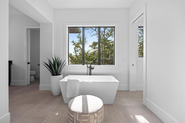 Bathroom, Free Standing Baths, Interior