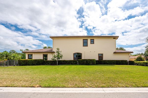 Backyard, Exterior, Facade, Mediterranean