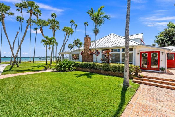 Backyard, Exterior, Water