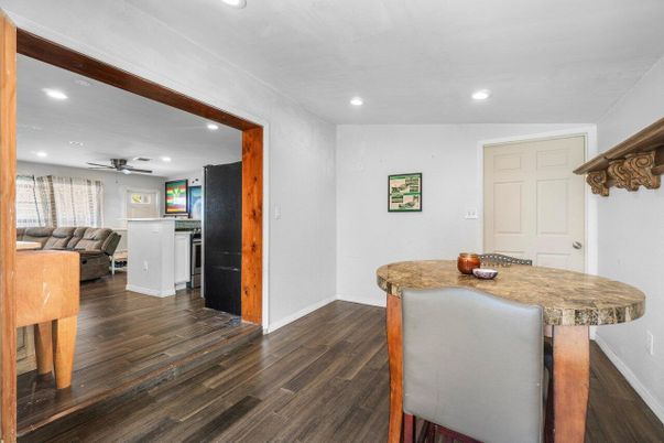 Dining room, Interior, Recessed Lighting, Wood Texture Flooring
