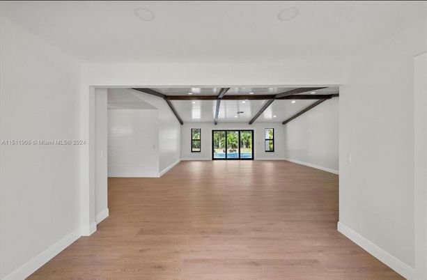 Empty room, Interior, Recessed Lighting, Wooden Ceilings, Wood Texture Flooring