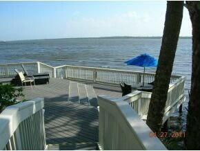 Exterior, Water