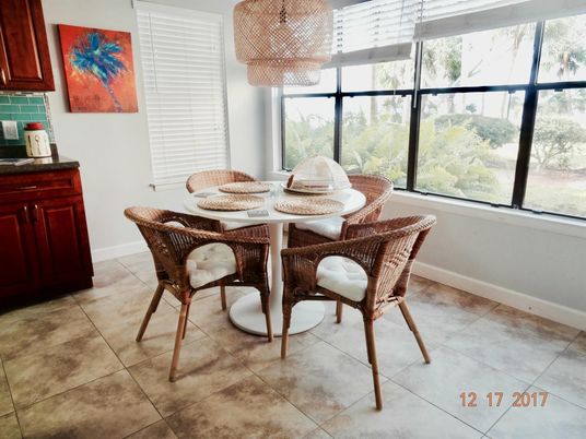 Chandelier, Dining room, Interior