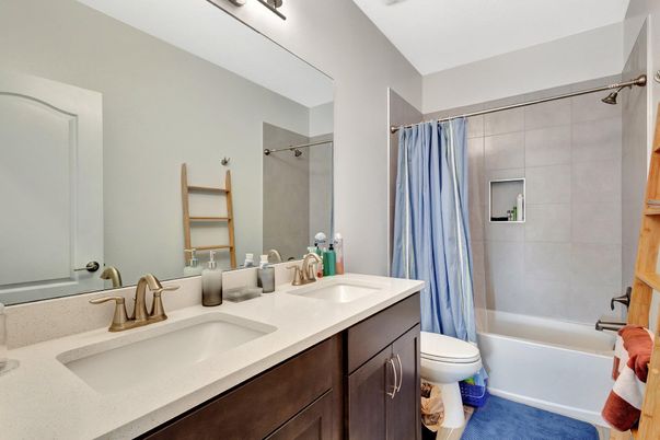 Bathroom, Dual Sink Vanities, Interior