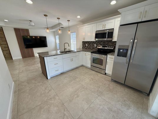 Interior, Kitchen, Pendant Lights, Recessed Lighting, Stainless Steel Appliances