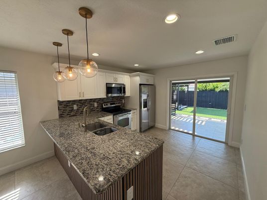 Interior, Kitchen, Pendant Lights, Recessed Lighting, Stainless Steel Appliances