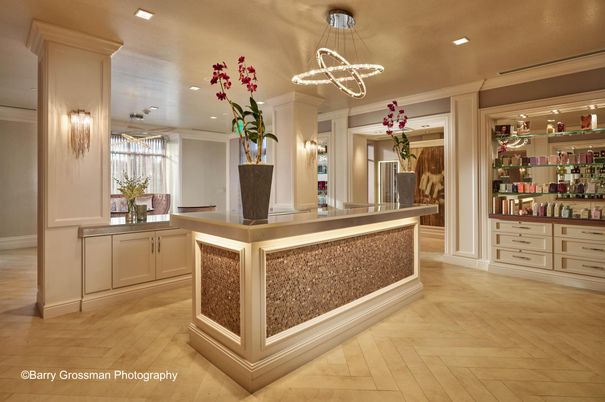 Interior, Pendant Lights, Recessed Lighting, Wood Texture Flooring