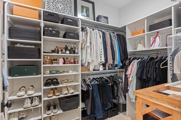 Interior, Walk-in Closets