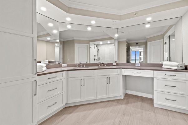 Bathroom, Dual Sink Vanities, Interior, Recessed Lighting, Wood Texture Flooring