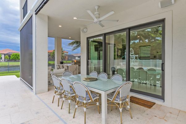 Exterior, Recessed Lighting