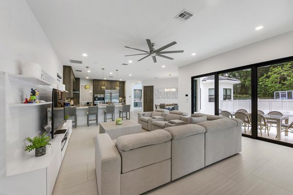 Dining room, Interior, Kitchen, Living room, Pendant Lights, Recessed Lighting, Stainless Steel Appliances
