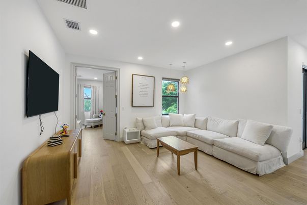 Interior, Living room, Pendant Lights, Recessed Lighting, Wood Texture Flooring