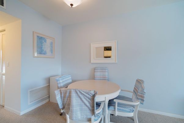 Dining room, Interior