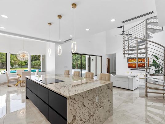 Chandelier, Dining room, Interior, Kitchen, Living room, Pendant Lights, Recessed Lighting