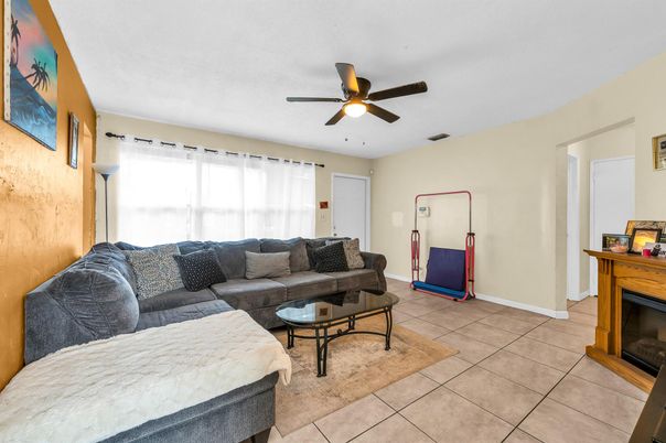 Fireplace, Interior, Living room