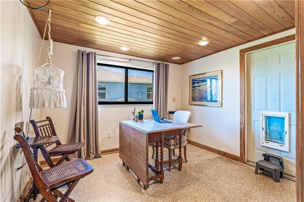 Home Office, Interior, Recessed Lighting, Wooden Ceilings