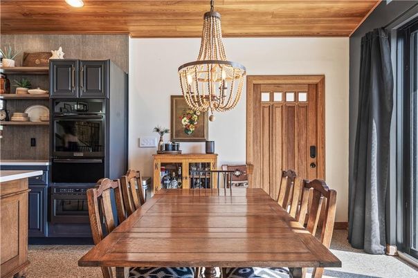 Chandelier, Dining room, Interior