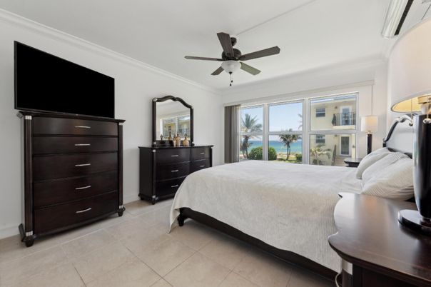 Bedroom, Interior, Water