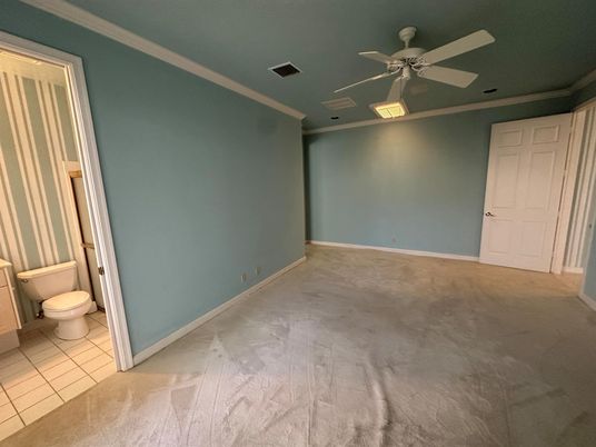 Bathroom, Empty room, Interior, Recessed Lighting