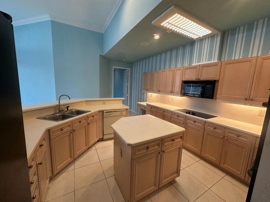 Interior, Kitchen, Recessed Lighting