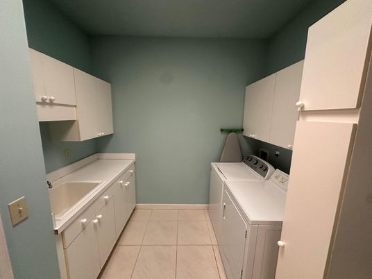 Interior, Washer