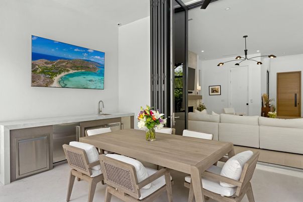 Dining room, Interior, Living room, Pendant Lights, Recessed Lighting