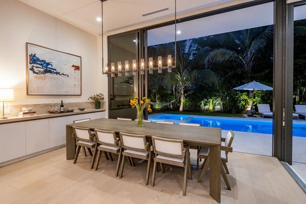Dining room, Interior, Pendant Lights, Pool, Recessed Lighting, Wood Texture Flooring