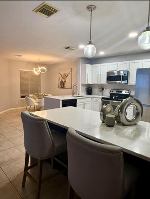 Dining room, Interior, Kitchen, Pendant Lights, Recessed Lighting, Stainless Steel Appliances