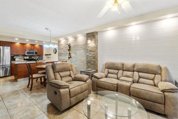 Dining room, Interior, Kitchen, Living room, Pendant Lights, Recessed Lighting, Stainless Steel Appliances
