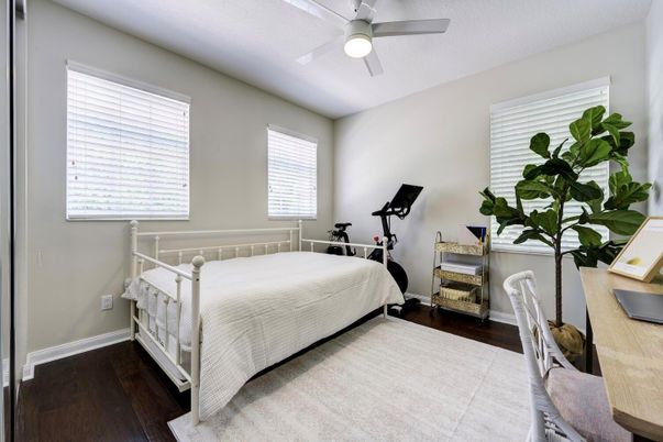 Bedroom, Fitness Equipment, Interior, Wood Texture Flooring