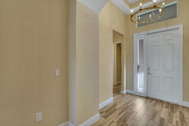 Interior, Pendant Lights, Wood Texture Flooring