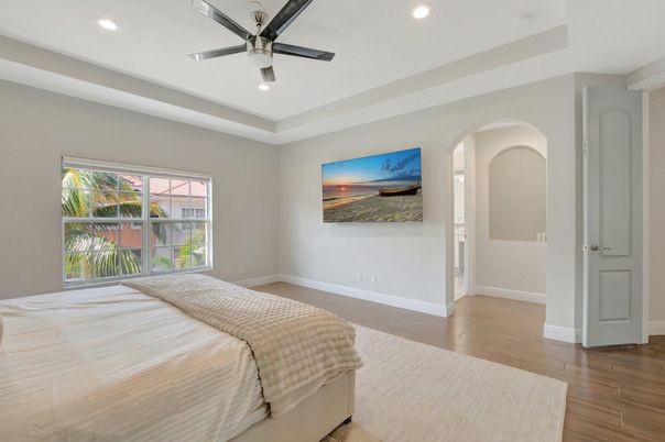 Bedroom, Interior, Recessed Lighting, Wood Texture Flooring