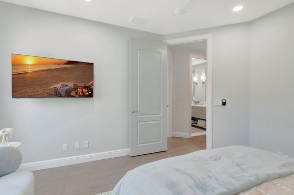 Bathroom, Bedroom, Interior, Recessed Lighting, Wood Texture Flooring