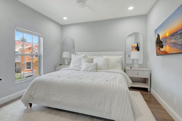 Bedroom, Interior, Recessed Lighting, Wood Texture Flooring