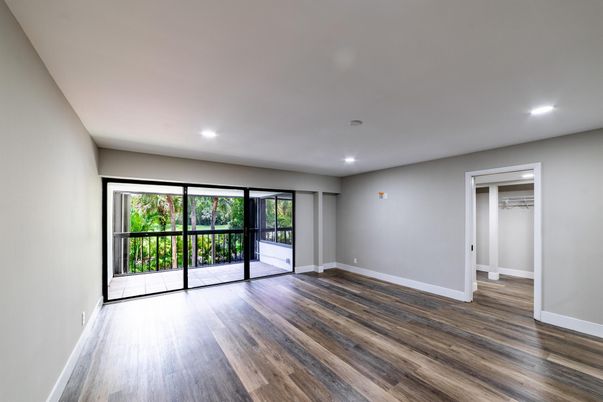 Empty room, Interior, Recessed Lighting, Wood Texture Flooring