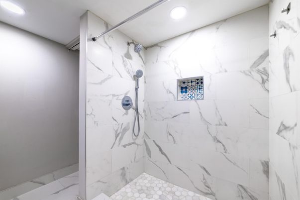 Bathroom, Interior, Marble, Marble Walls, Recessed Lighting