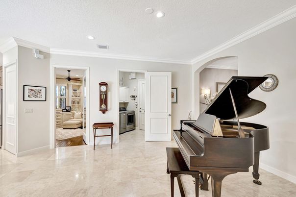Interior, Piano, Recessed Lighting