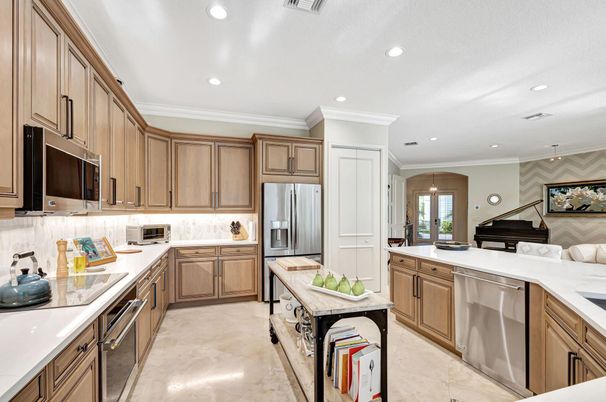 Interior, Kitchen, Pendant Lights, Recessed Lighting, Stainless Steel Appliances