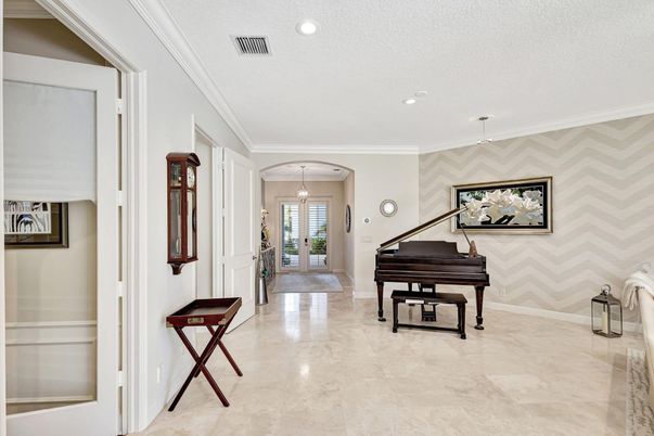 Interior, Pendant Lights, Piano, Recessed Lighting