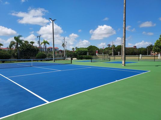 Exterior, Tennis Courts