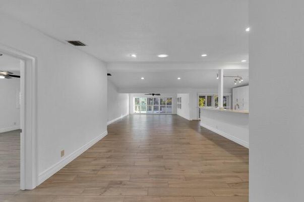 Empty room, Interior, Recessed Lighting, Wood Texture Flooring