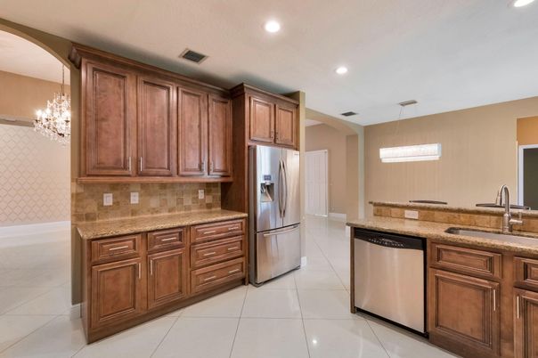 Chandelier, Interior, Kitchen, Pendant Lights, Recessed Lighting, Stainless Steel Appliances