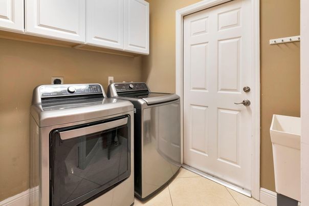 Interior, Washer
