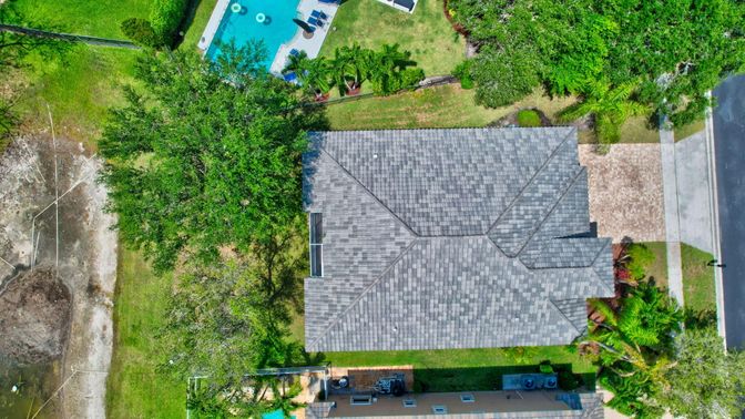 Exterior, Drone