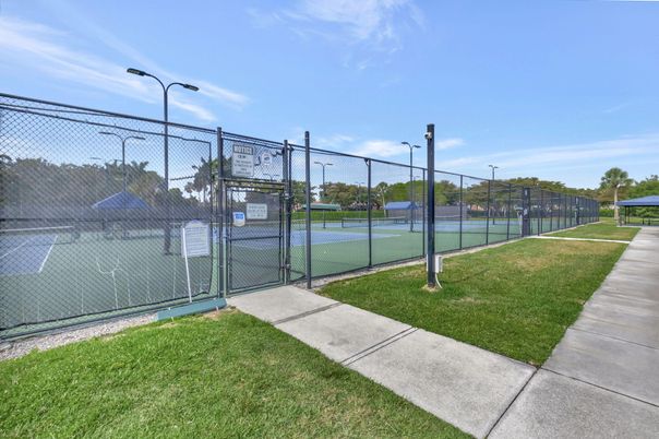 Exterior, Tennis Courts
