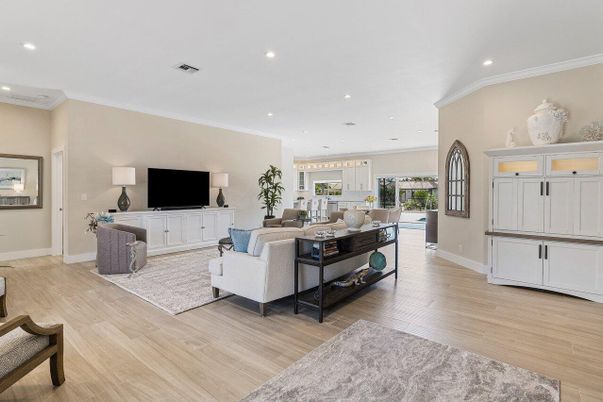Interior, Living room, Recessed Lighting, Wood Texture Flooring