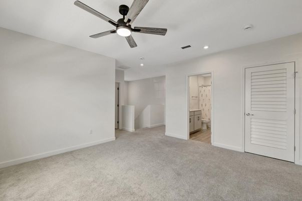 Bathroom, Empty room, Interior, Recessed Lighting