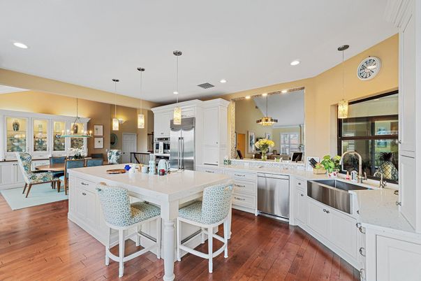 Dining room, Interior, Kitchen, Pendant Lights, Recessed Lighting, Stainless Steel Appliances, Wood Texture Flooring