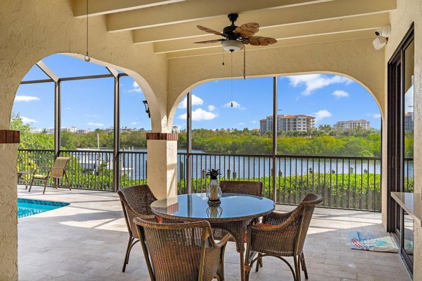 Interior, Pool, Sun Room, Water