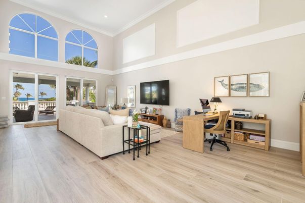 Home Office, Interior, Living room, Recessed Lighting, Wood Texture Flooring
